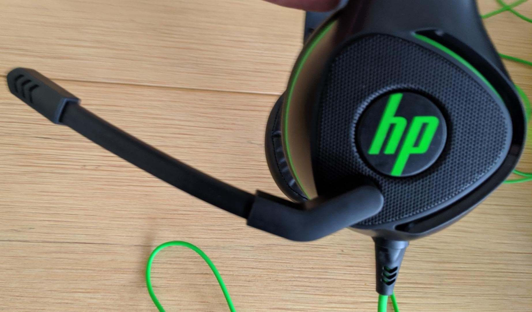HP Pavilion 400 Gaming Headset 2