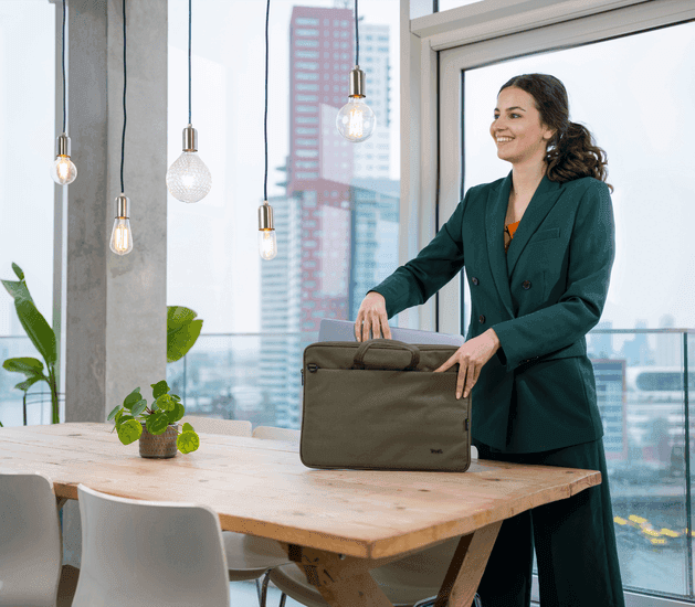 Trust Bologna Laptop Bag 16" Eco Green 24450 5