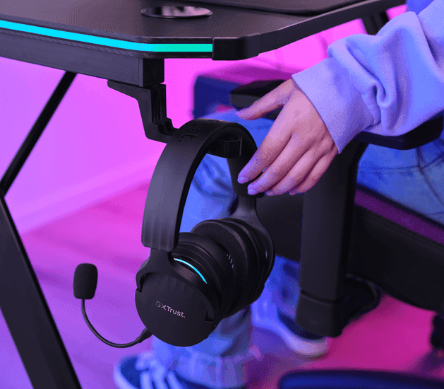 Trust GXT710 Luminus Pro RGB Desk 25419 8