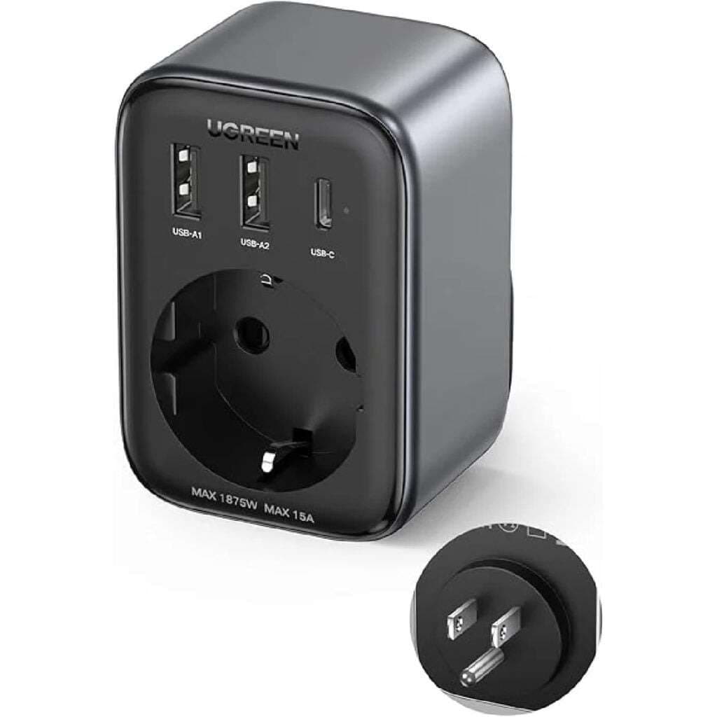 UGREEN 15289 30W Travel Adapter 1