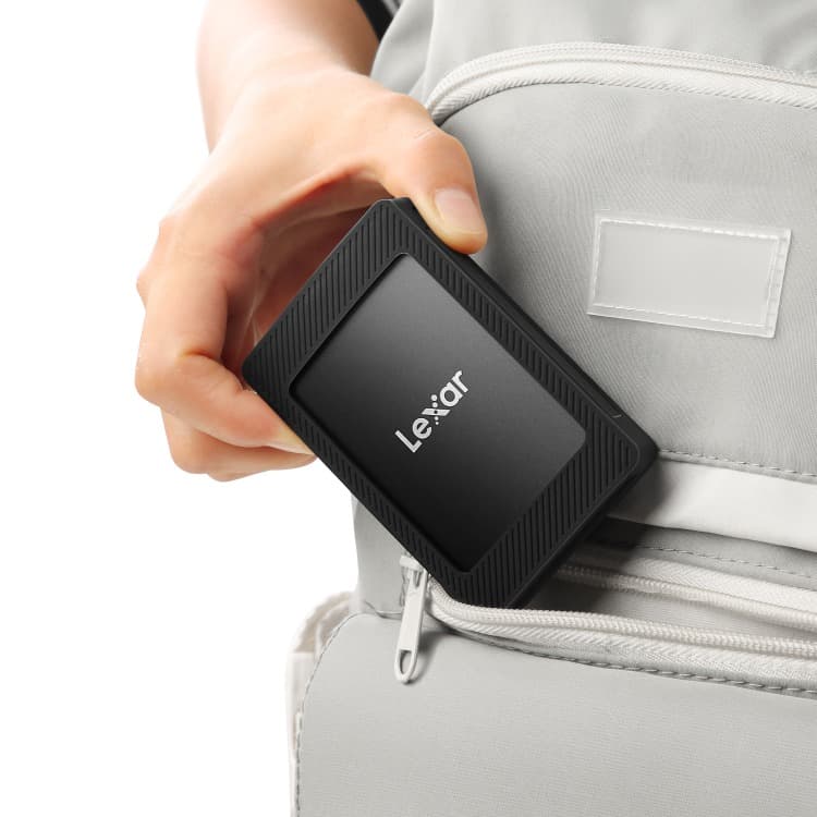 Lexar SL500 4TB Portable SSD with Magnetic Set | LSL500M004T-RNBNG 4